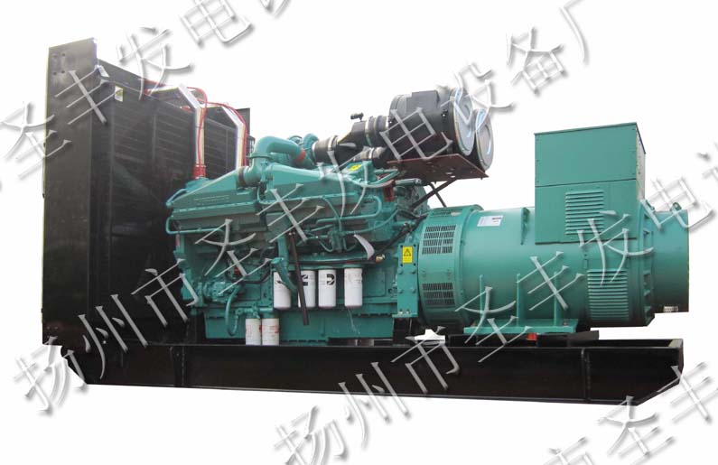 900KW美國康明斯柴油發(fā)電機(jī)組價格